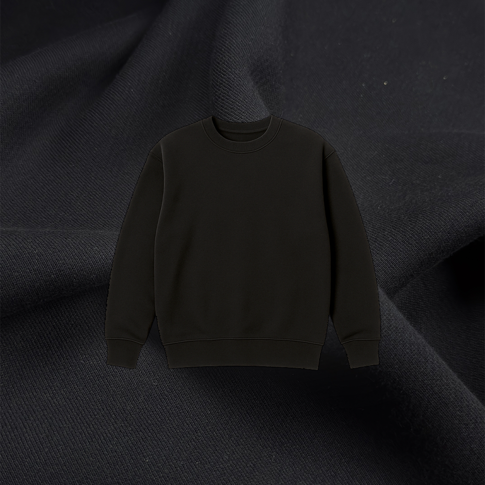 Schwarzes selbstgenähtes Sweatshirt aus 475 g/m² Premium Sweatstoff, Produktfoto für DIY Kit.